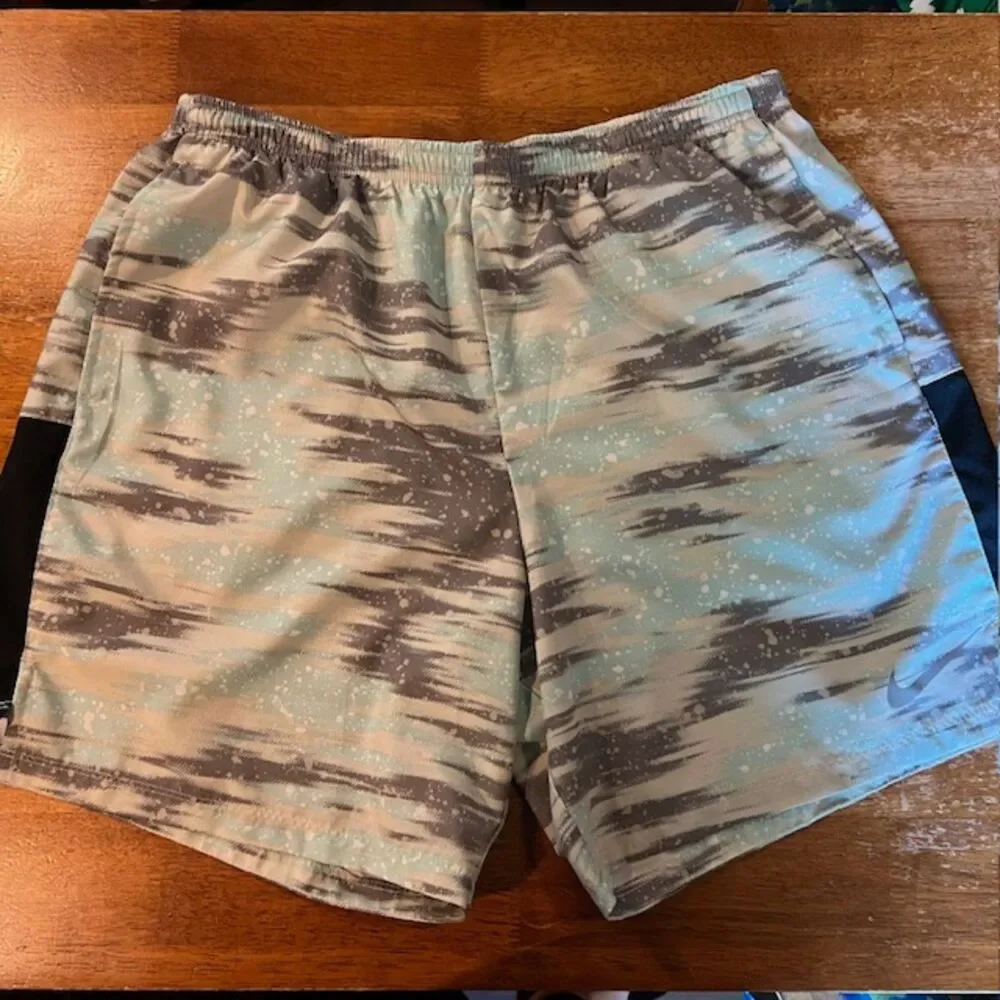 Nike Swim Print Shorts Size XL Light Blue Pattern